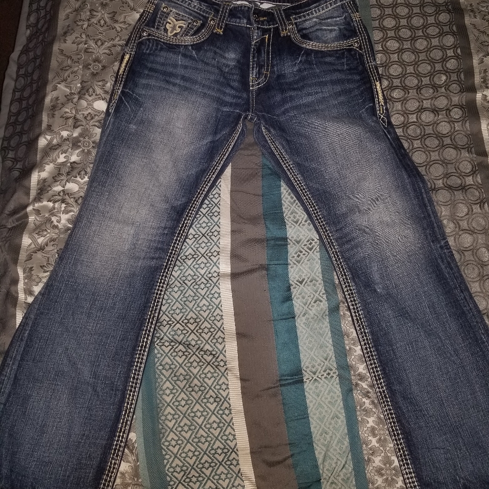 Selling my rock revival boot cut 34x32